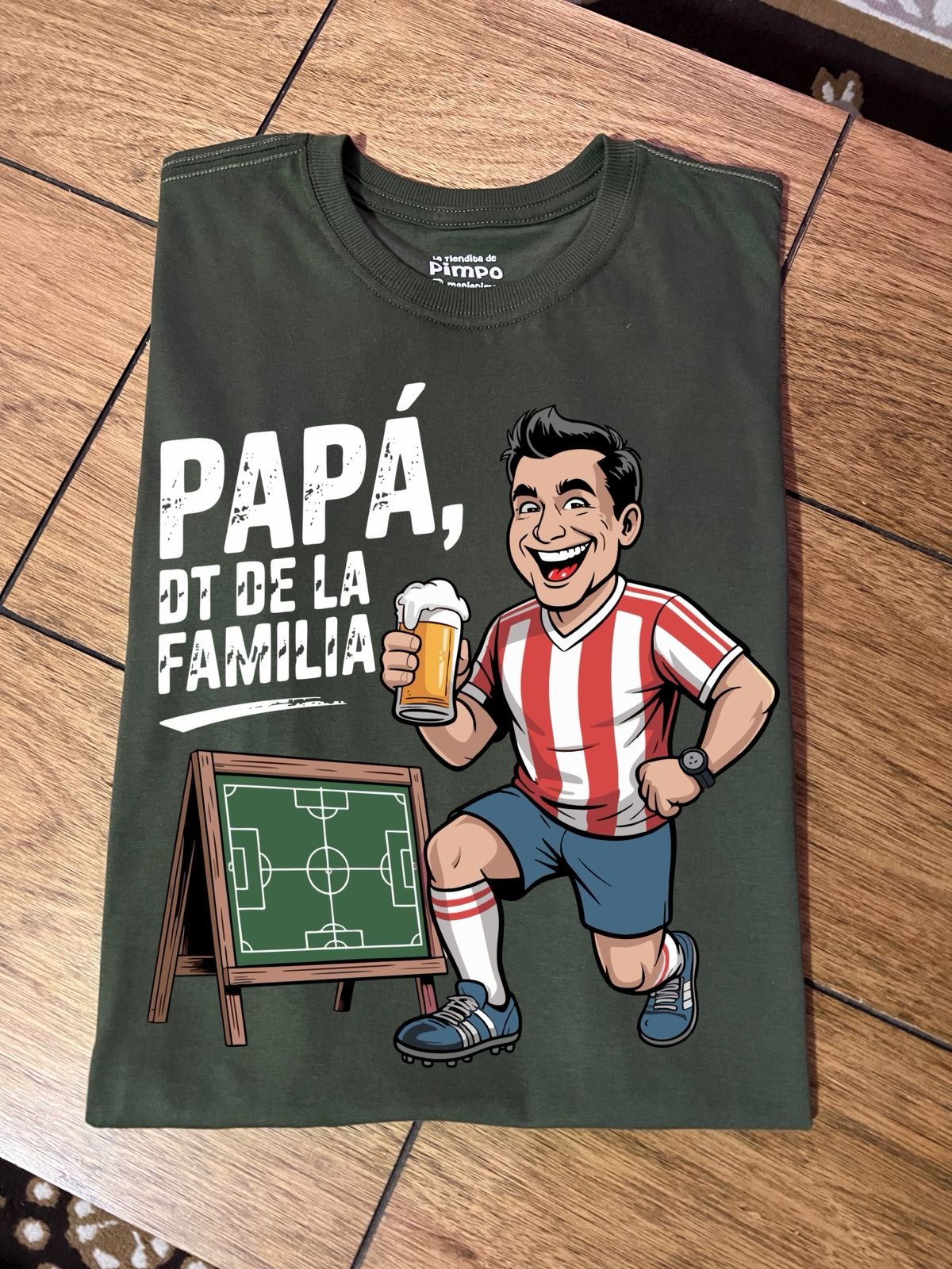 Papá DT de la familia By: @mariepimpo