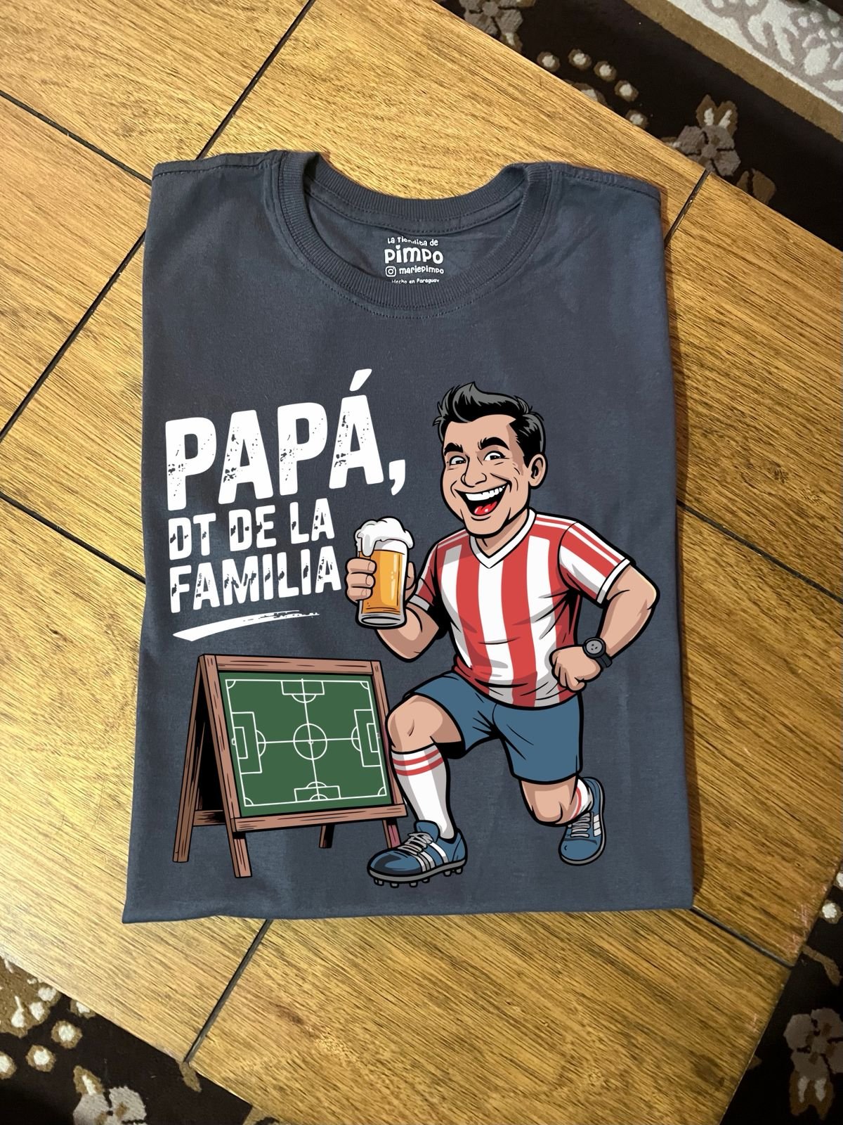 Papá DT de la familia By: @mariepimpo