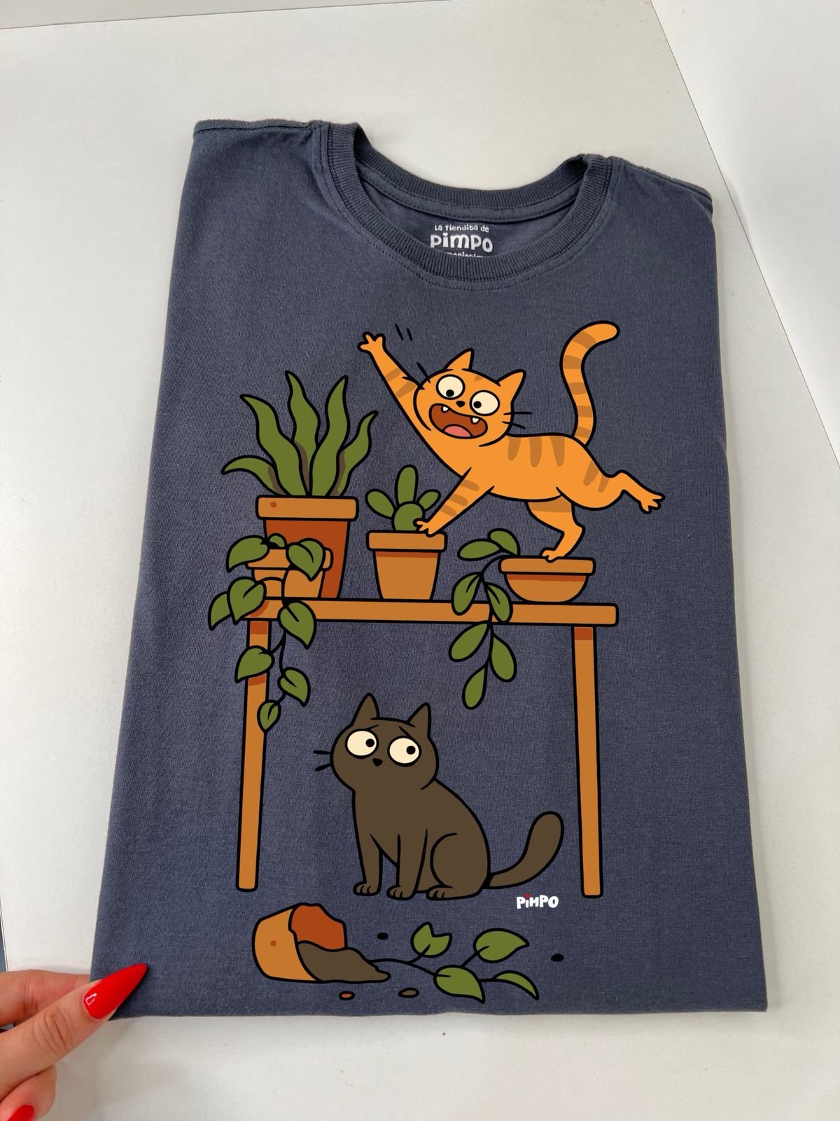 Michis macanadas By: @mariepimpo - 4