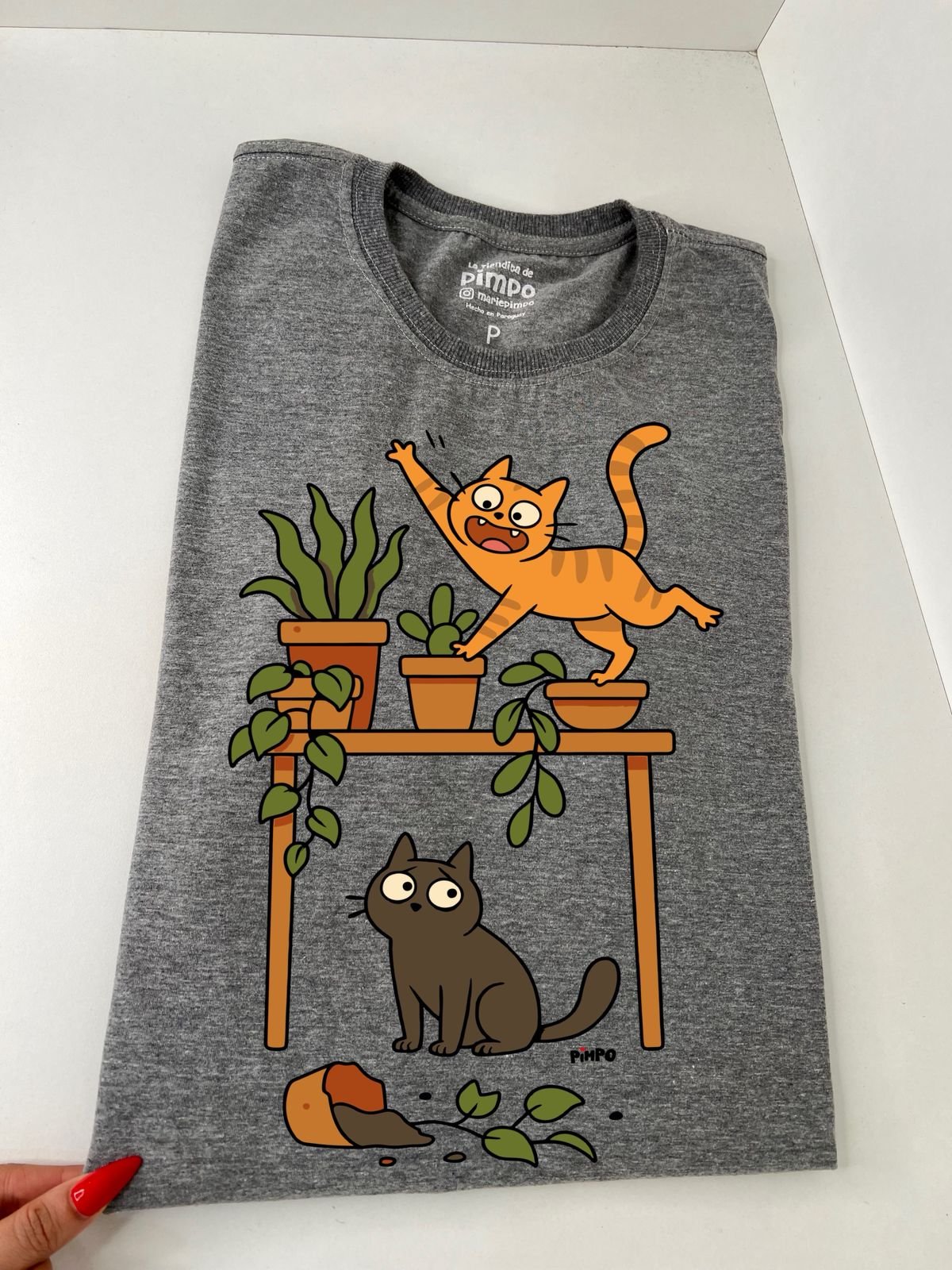 Michis macanadas By: @mariepimpo - 5