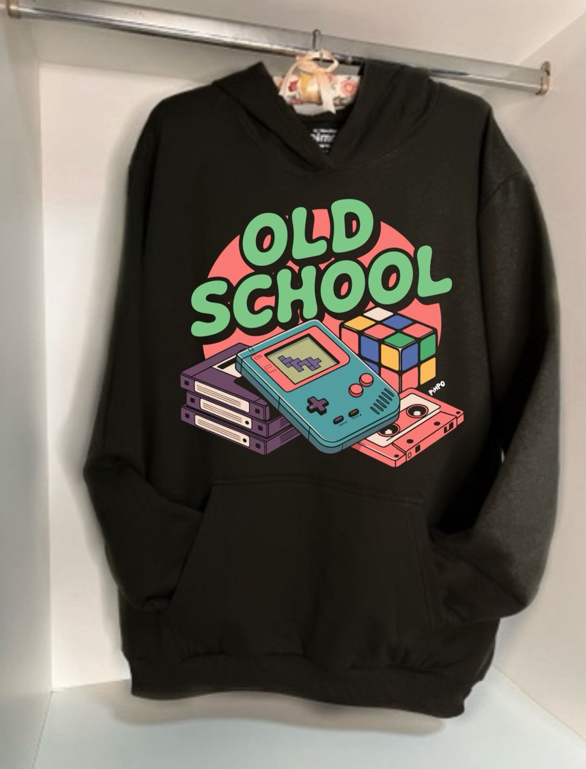 Old School By: @mariepimpo 