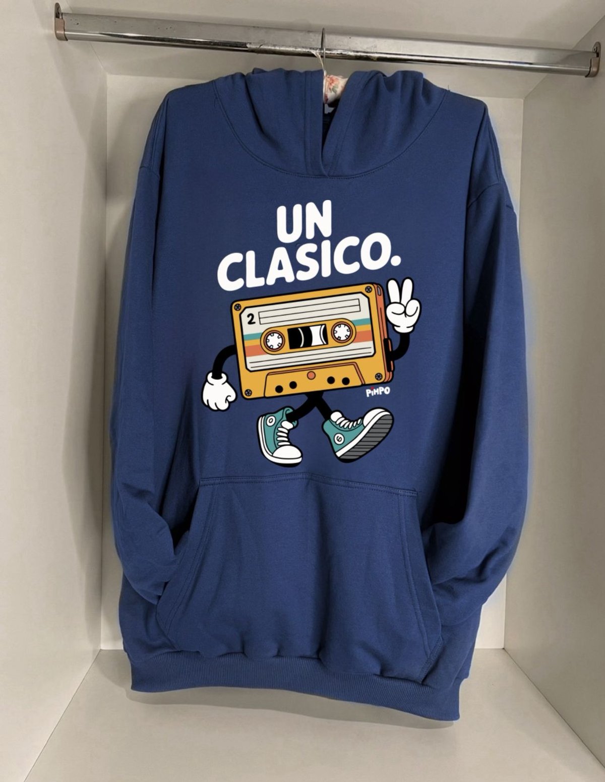 Un clasico By: @mariepimpo - 3