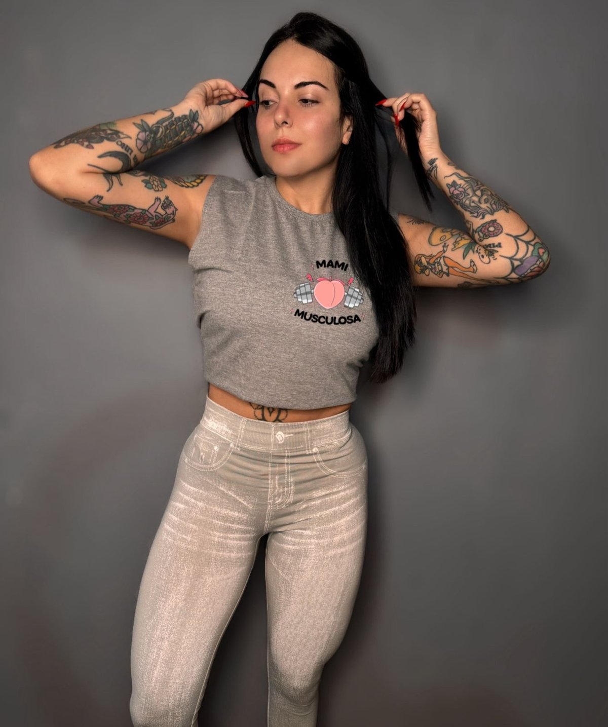 Mami musculosa By: @bbilustra.py