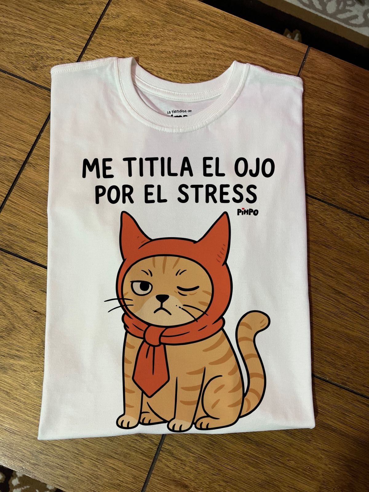 Me titila el ojo By: @mariepimpo - 2