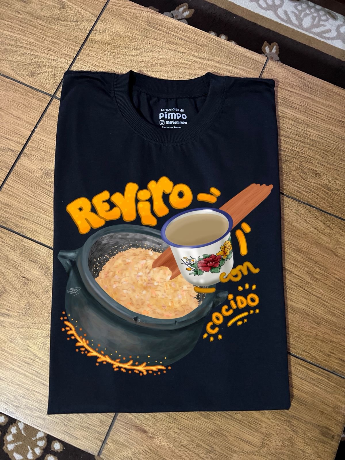 Reviro By: @tatinetchoguine