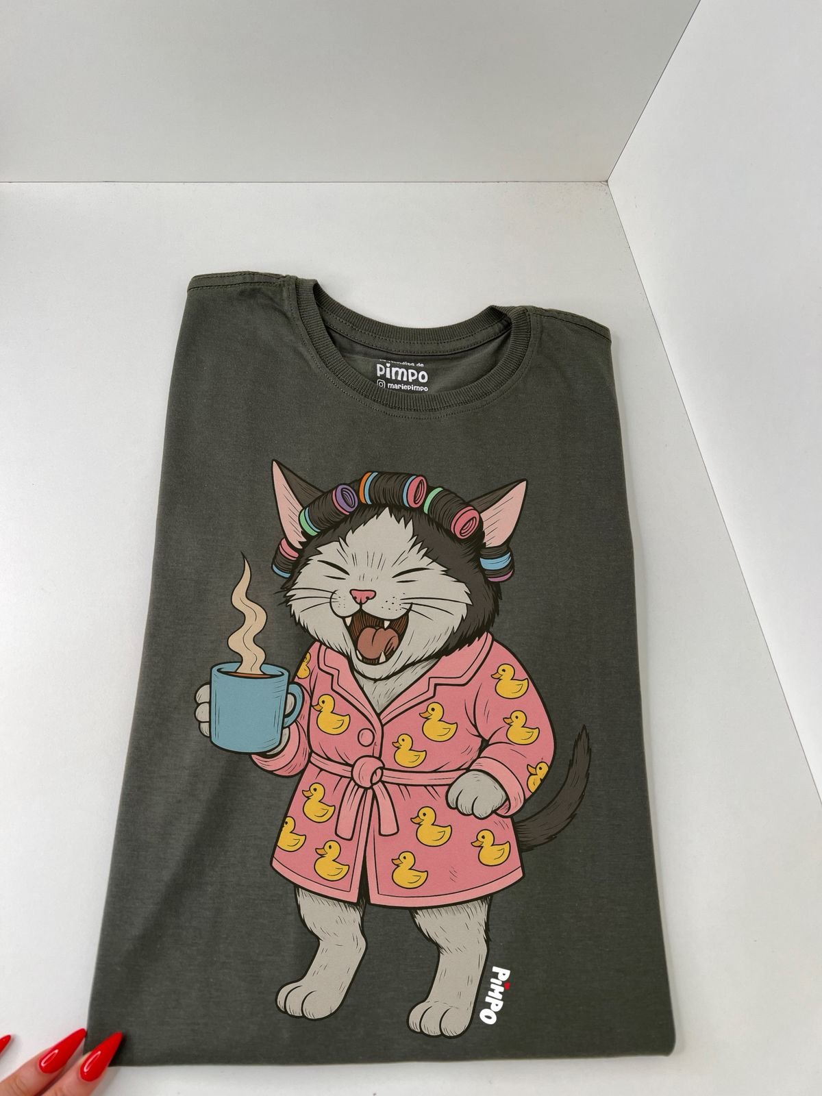 Michi señora By: @mariepimpo  - 8