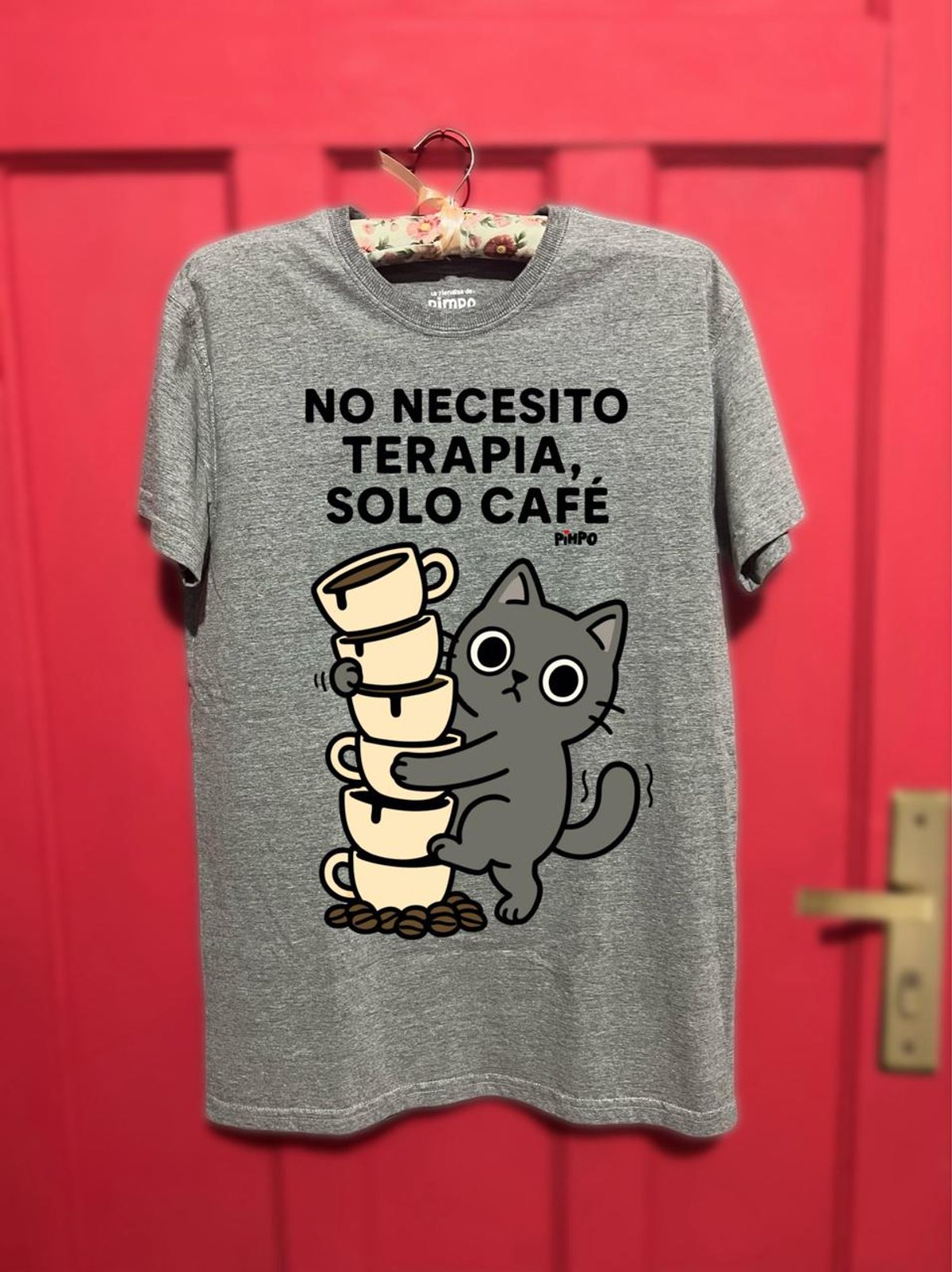 No necesito terapia, solo cafe By: @mariepimpo - 2