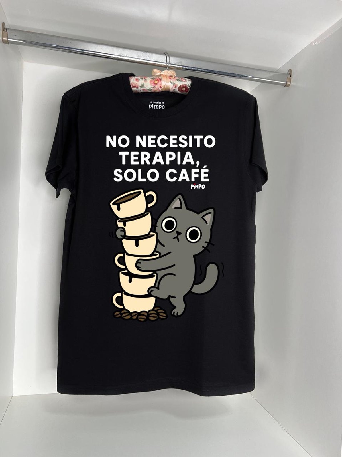 No necesito terapia, solo cafe By: @mariepimpo - 5