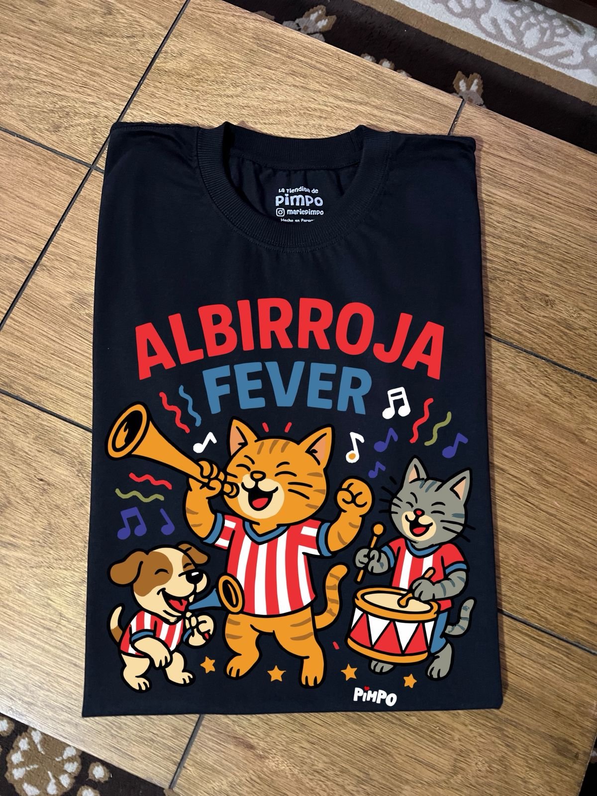 Albirroja Fever By: @mariepimpo 