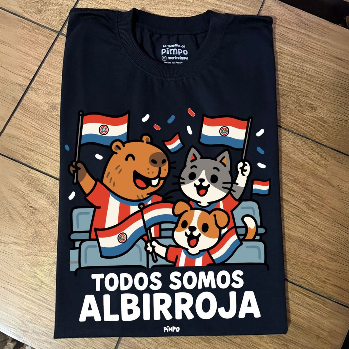 Todos somos albirroja By: @mariepimpo 