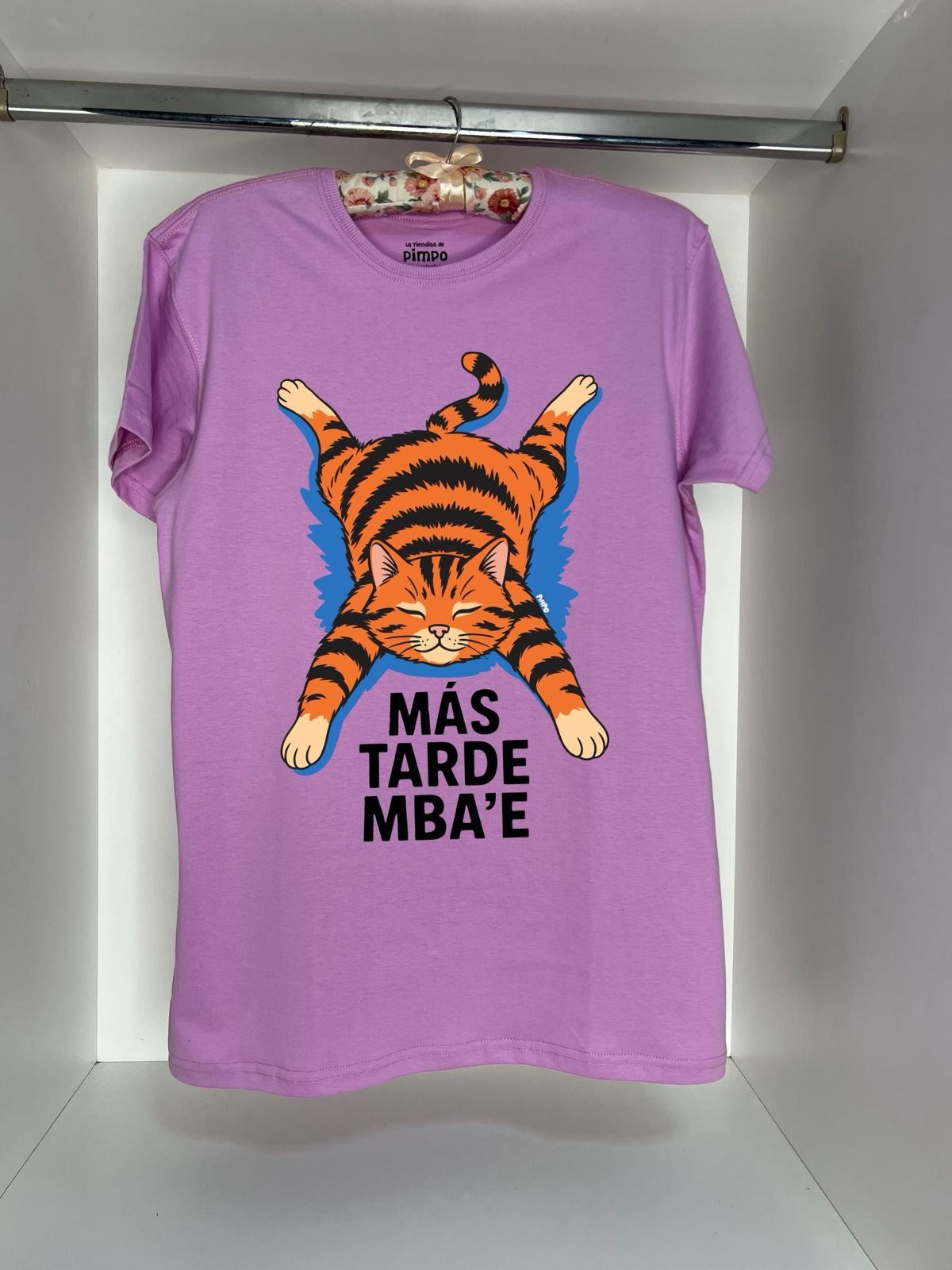 Michi mas tarde mbe´e By: @mariepimpo - 2