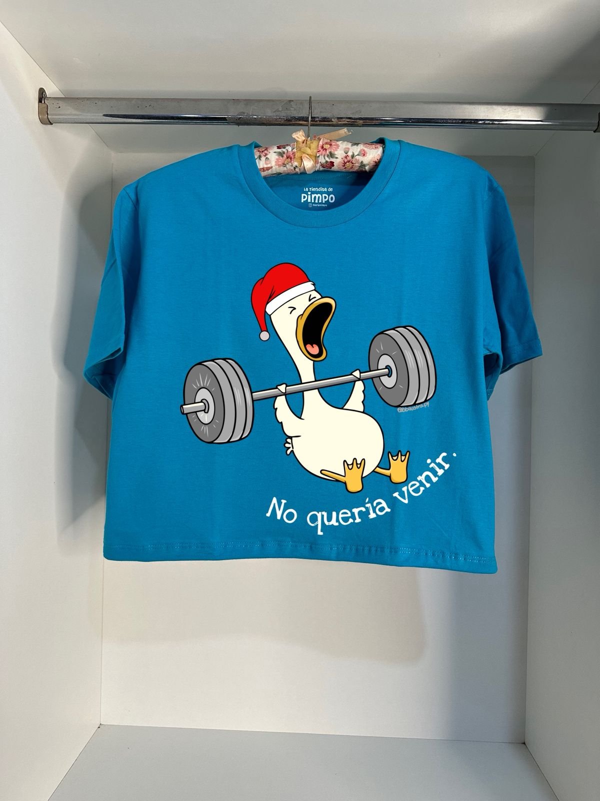 Pato no queria venir Navideño By: @bbilustra - 2