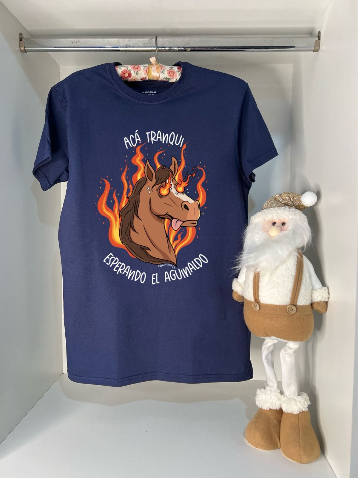 Esperando el aguinaldo By: @bbilustra - 2