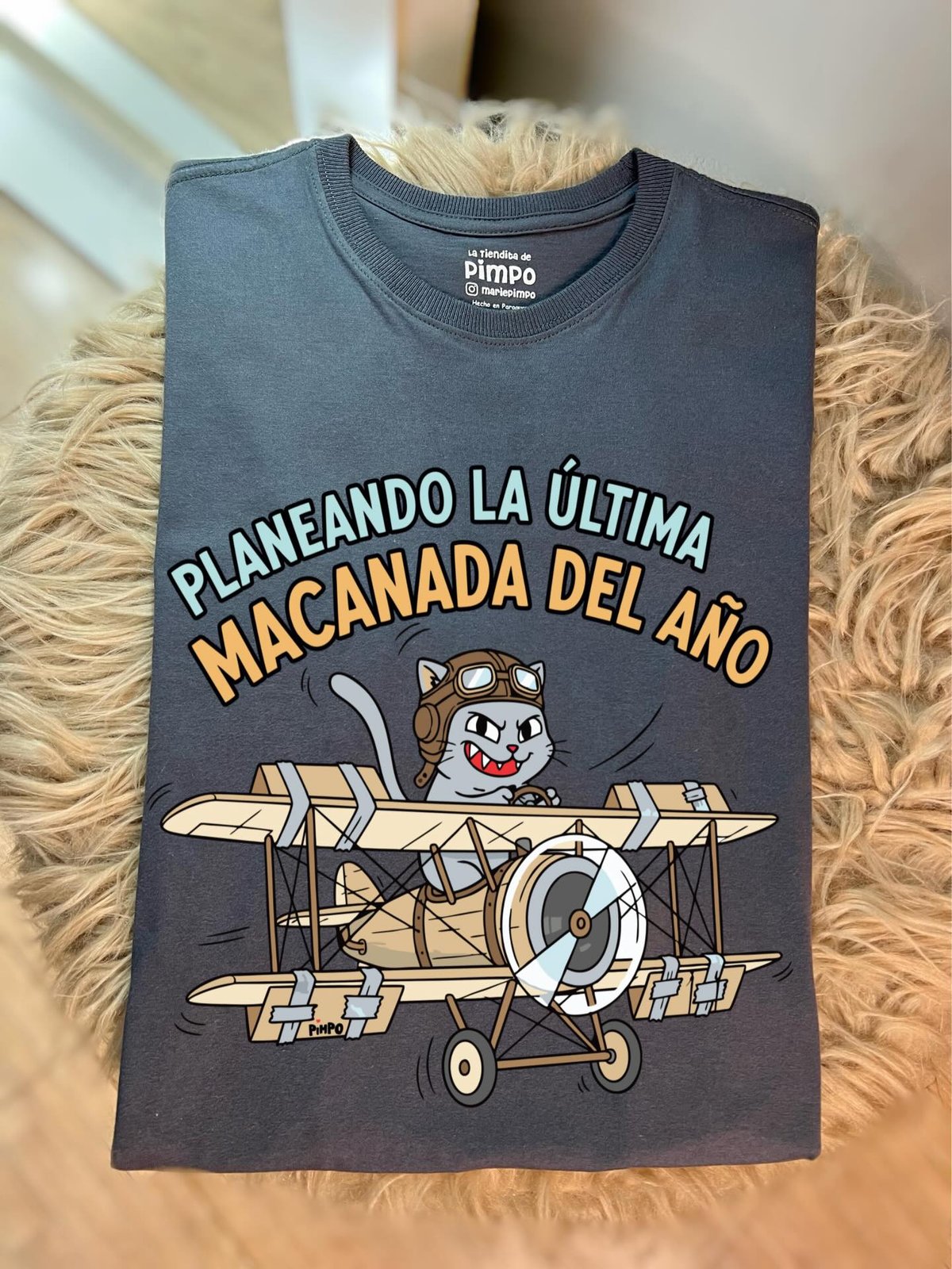 Planeando la ultima macanada By: @mariepimpo - 2