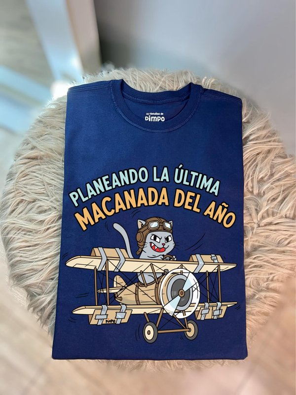 Planeando la ultima macanada By: @mariepimpo