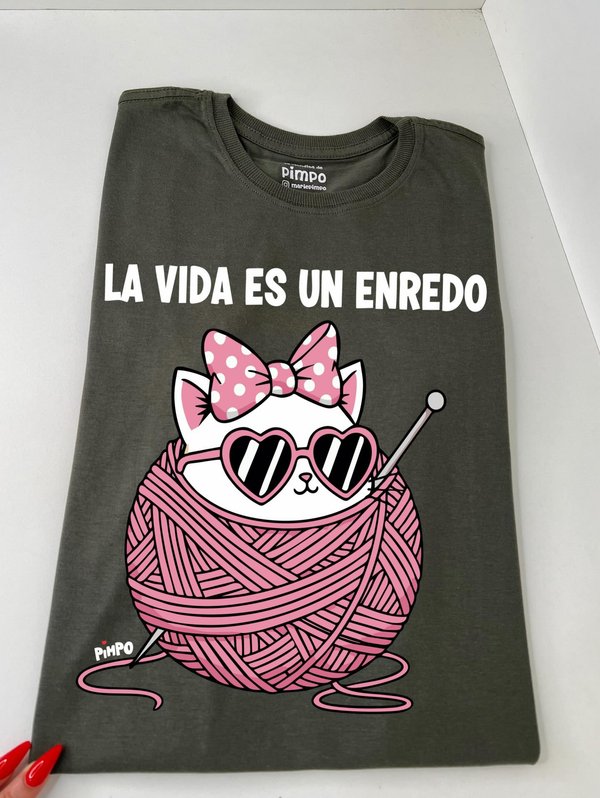 La vida es un enredo By: @mariepimpo