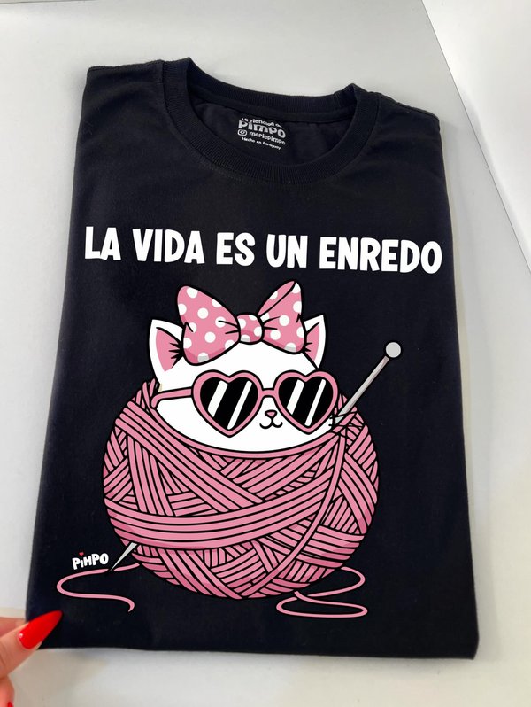 La vida es un enredo By: @mariepimpo