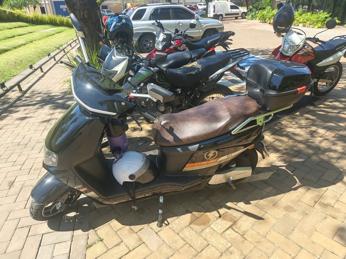 Moto eléctrica Flash D1 - 7