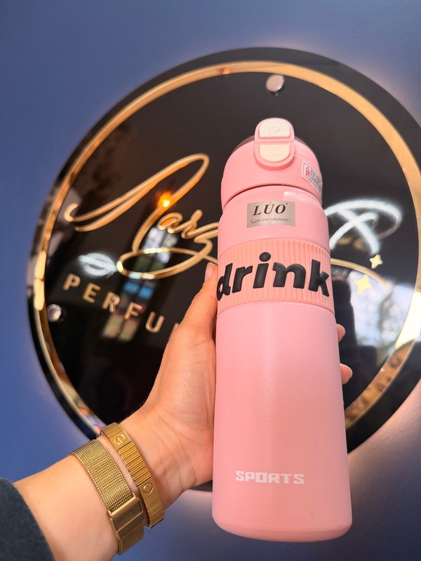 Botella deportiva con tapa a presión