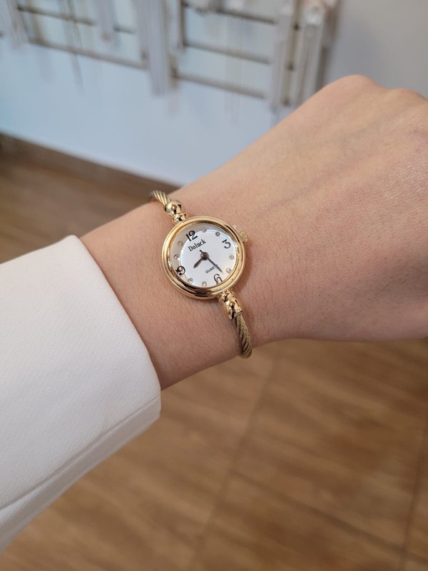 RELOJES