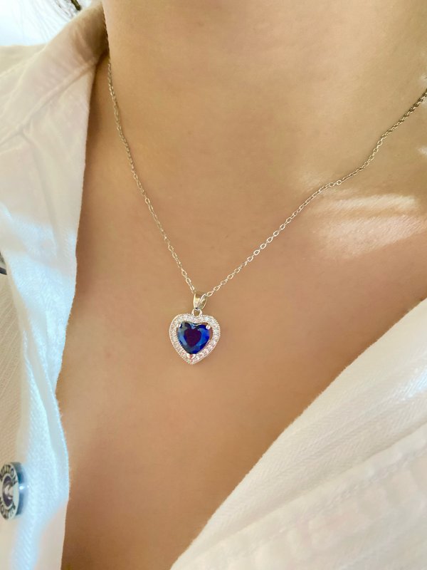 Collar Corazón Azul
