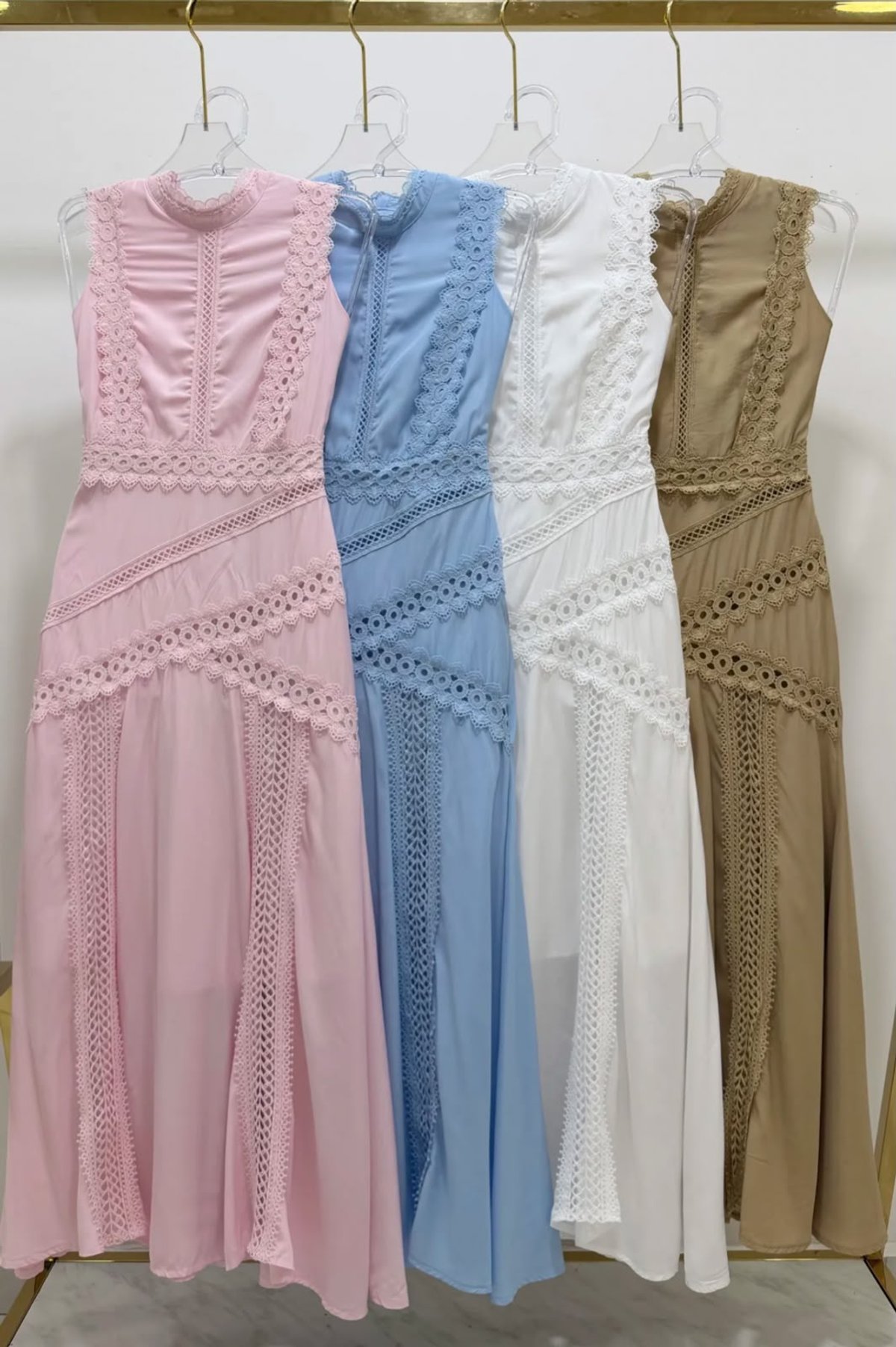 Vestido de Encaje – Sofisticación y Elegancia Atemporal - 3