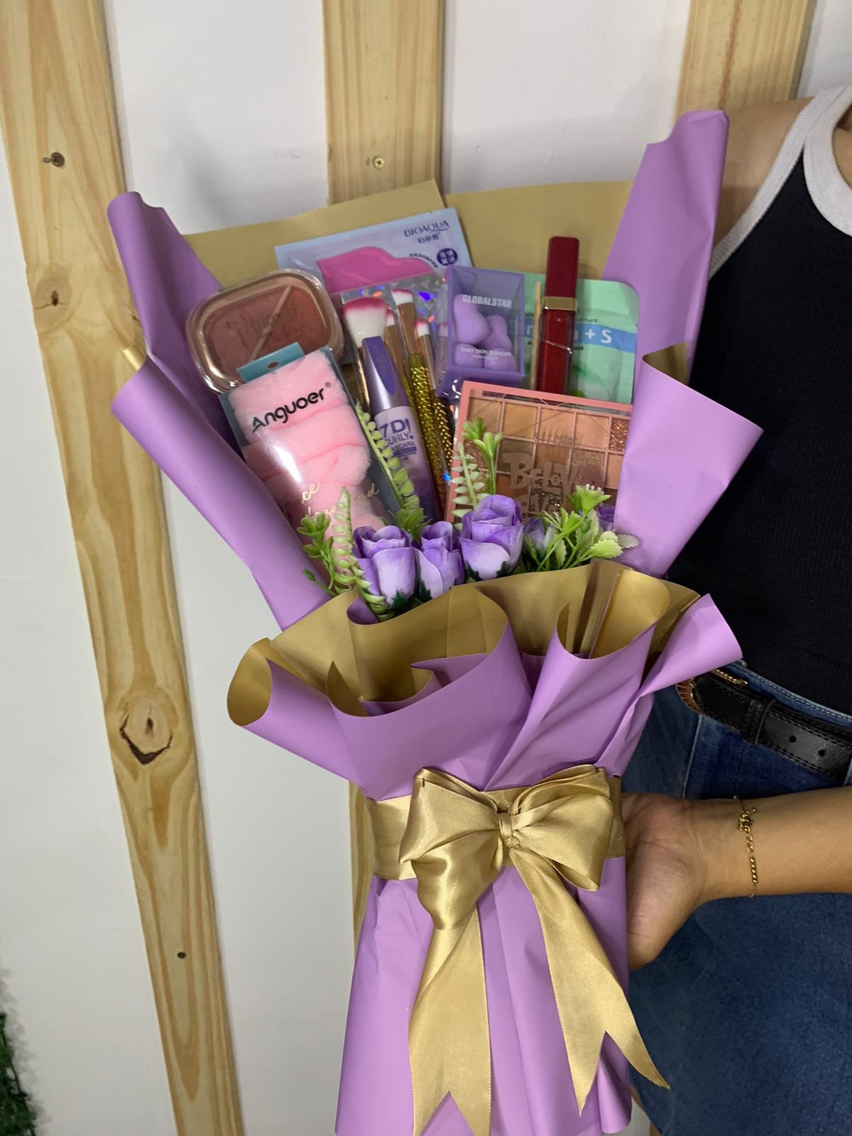 Ramo de maquillaje  (opción 2) - 6