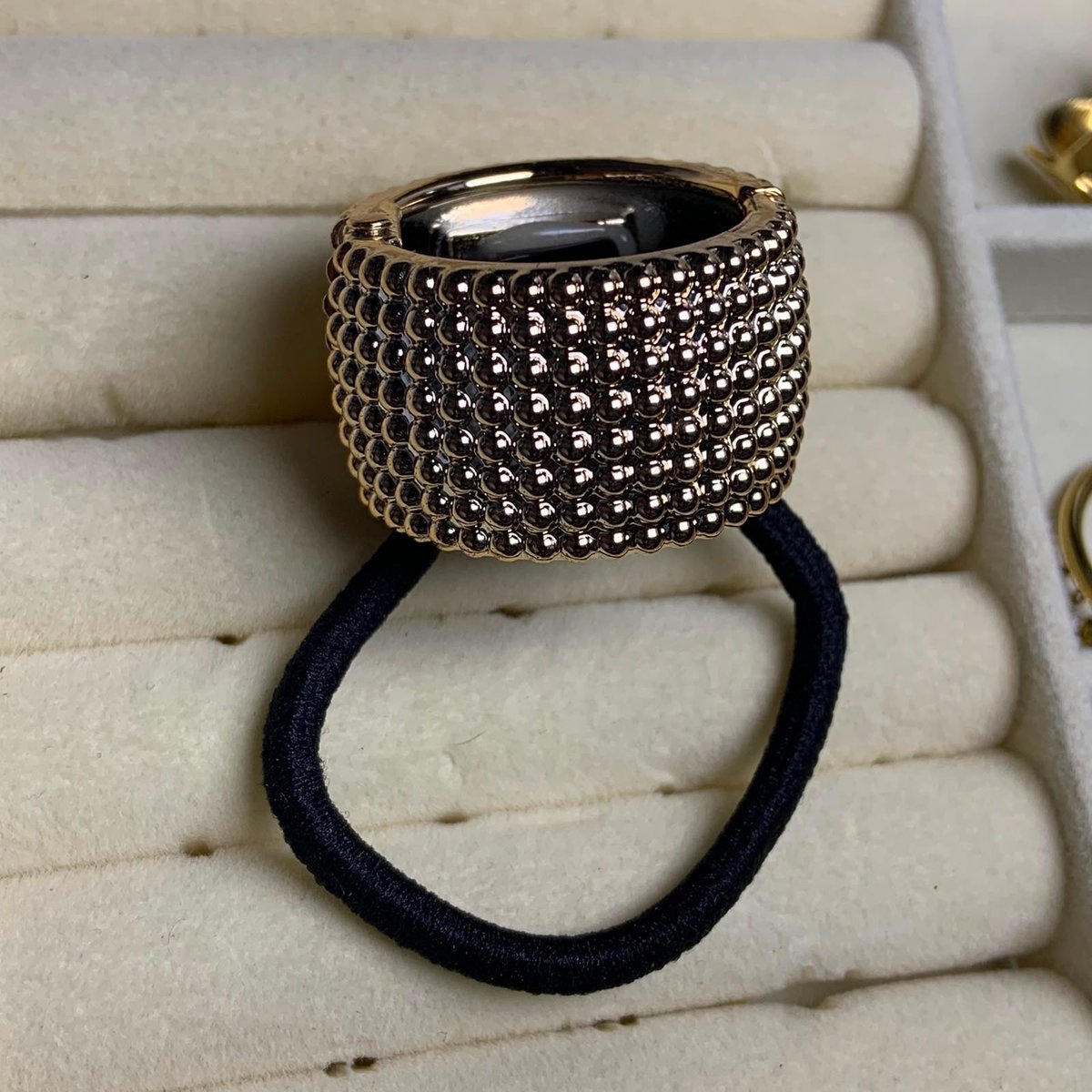 Ponnycuff - 4