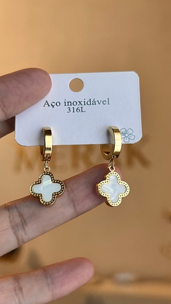 Argollita clover 