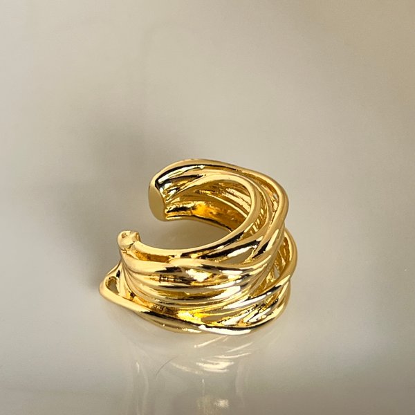 Earcuff
