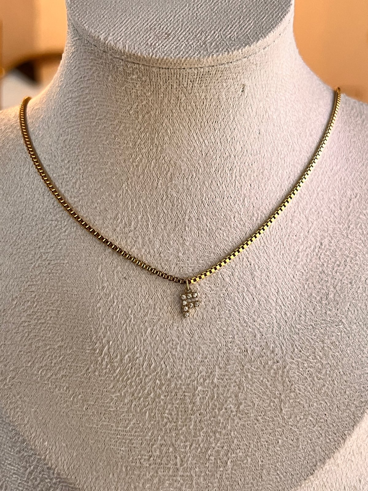 Collar inicial  - 5