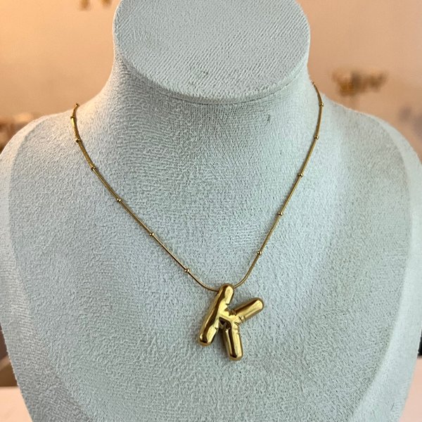 Collar inicial bubble K