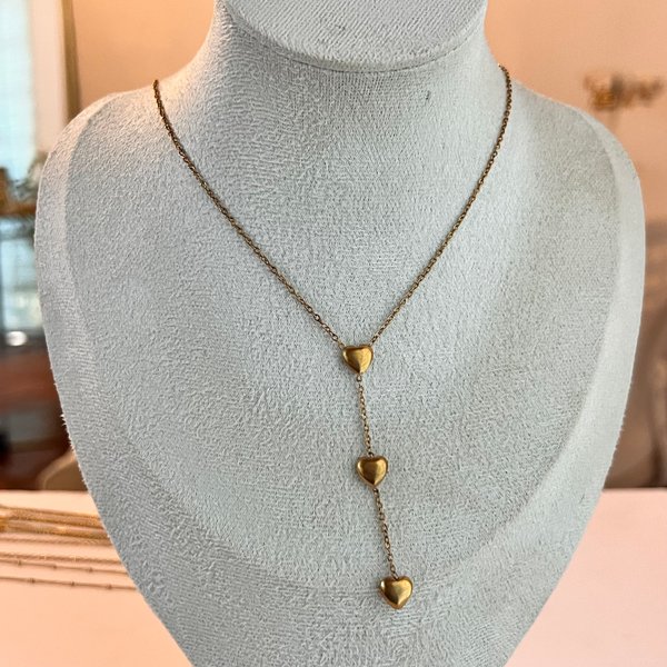 Collar corbatita corazones 