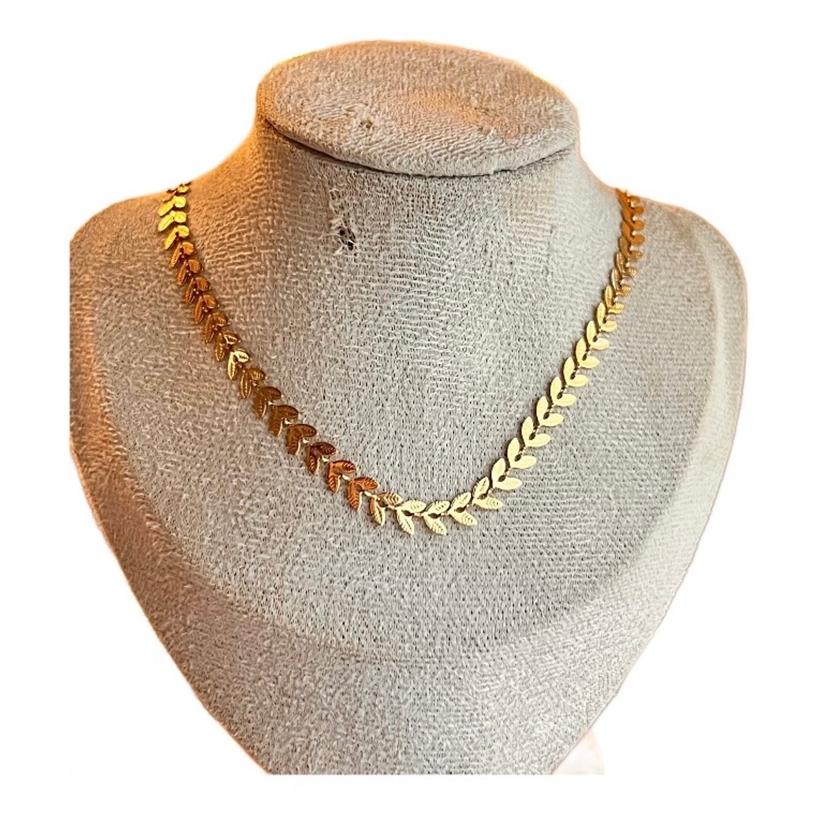 Chokers  - 5