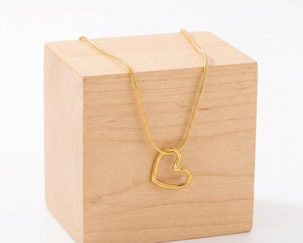 Collar de corazon  