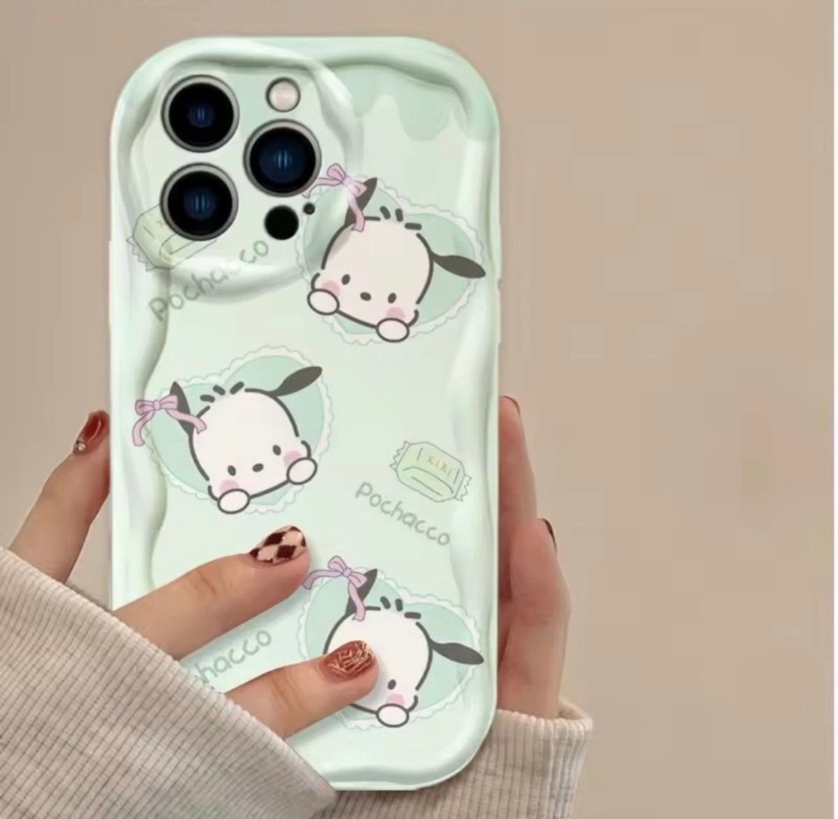 Funda con diseños sanrio para iphone 14 pro - 4