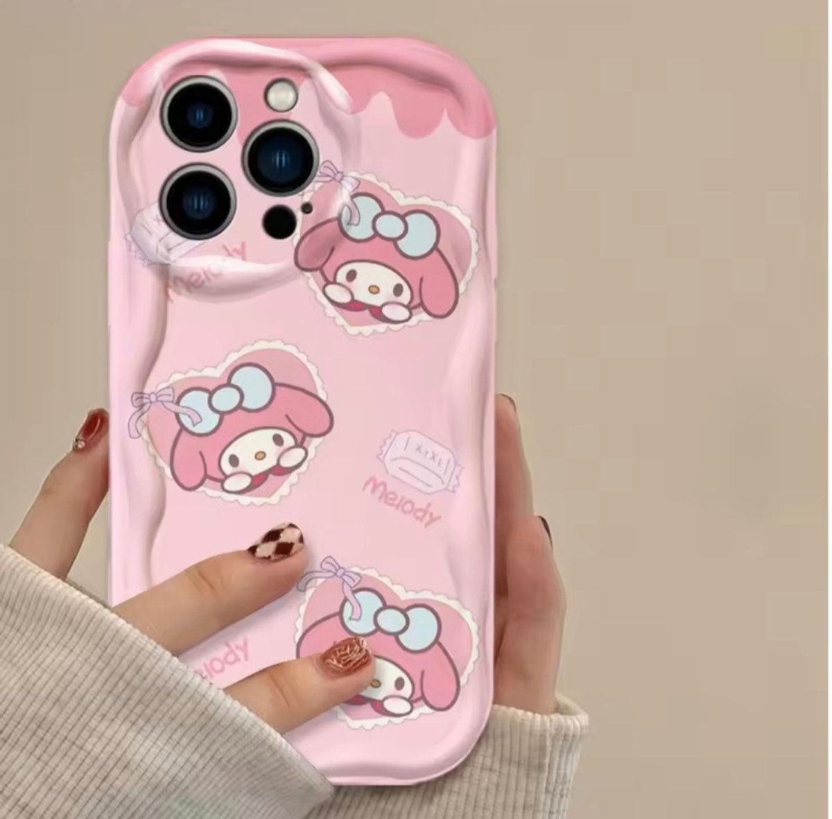 Funda con diseños sanrio para iphone 14 pro - 2