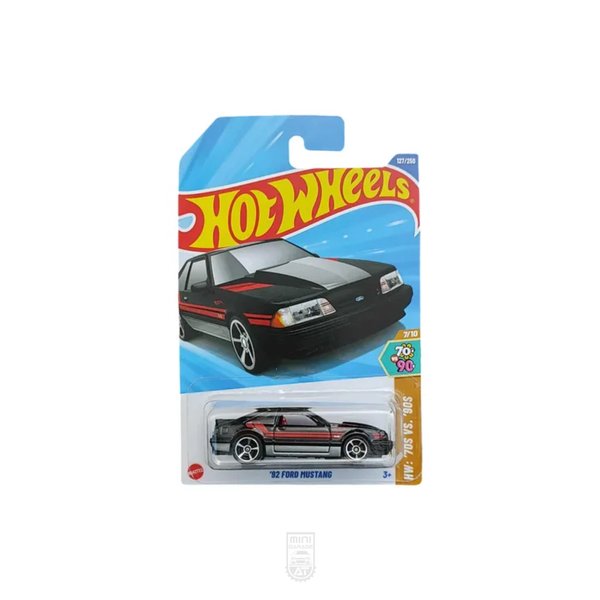 92 Ford Mustang - Variante negra