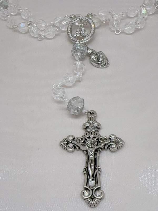 RN006 – Rosario de novia Sagrada Familia