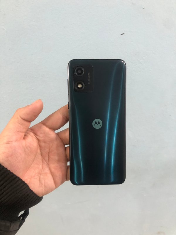 MOTOROLA MOTO E13 64GB/2GB (FRONTAL OFF)