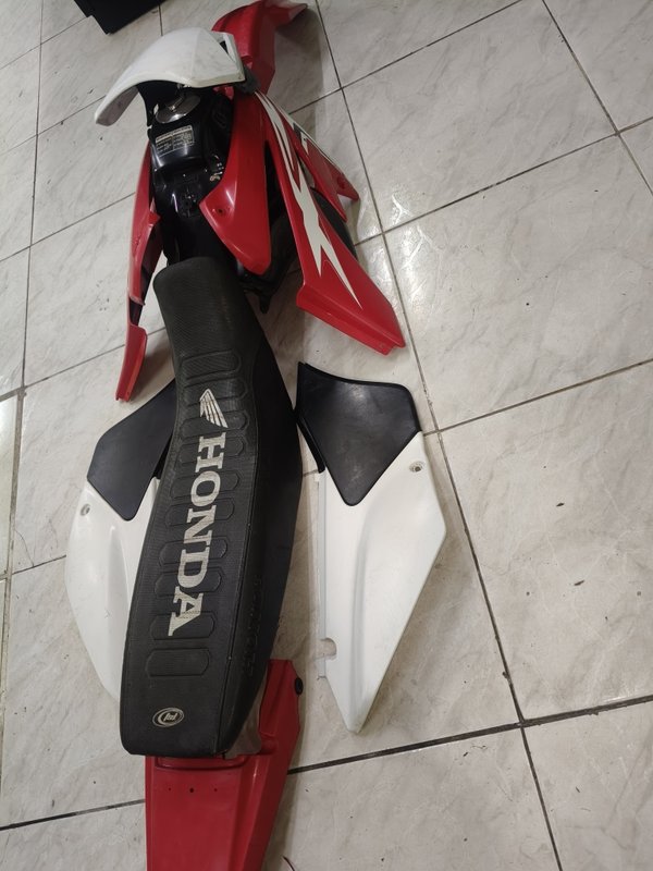 Plasticos Original de la Honda Tornado 250