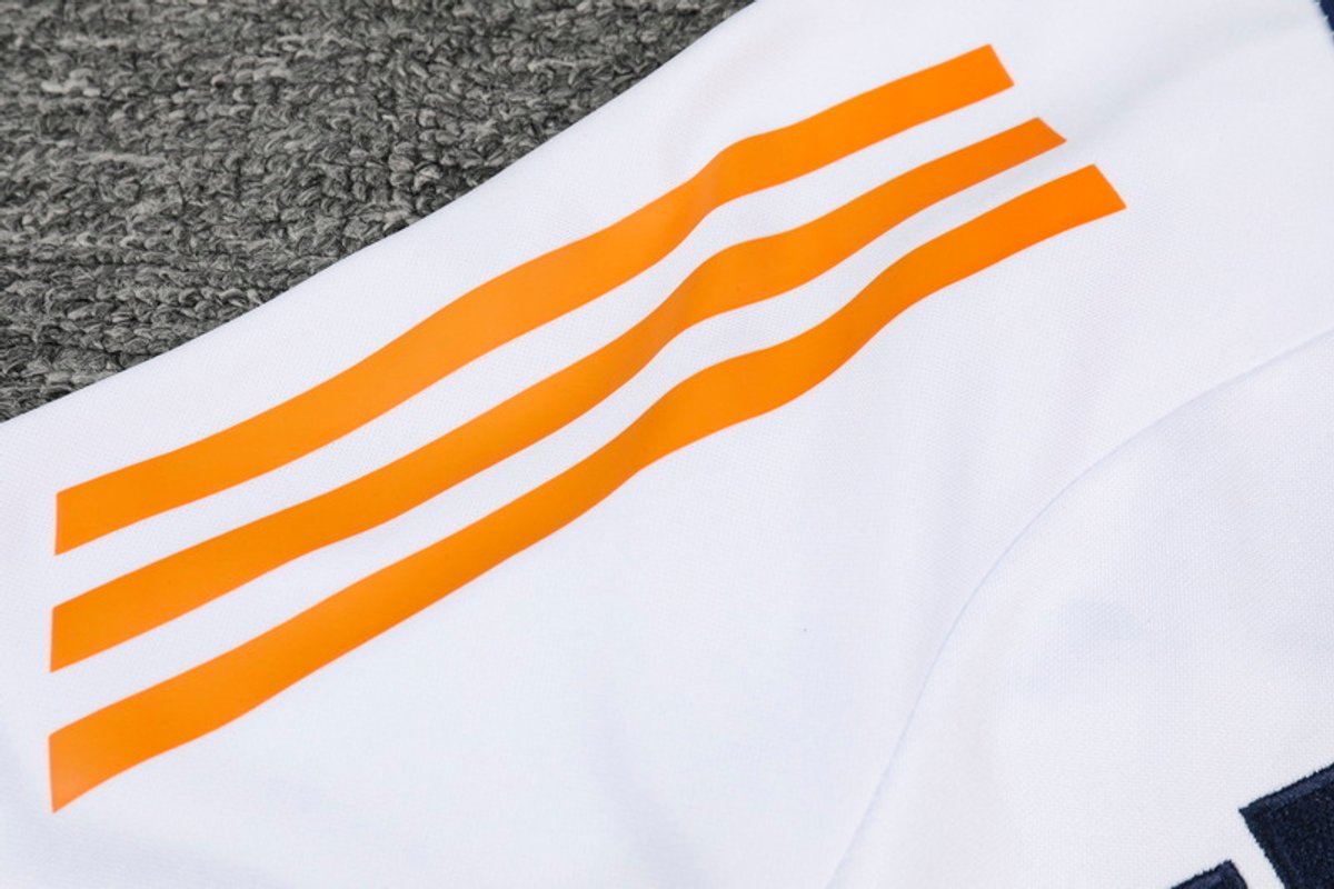 Ropa de entrenamiento  - 2