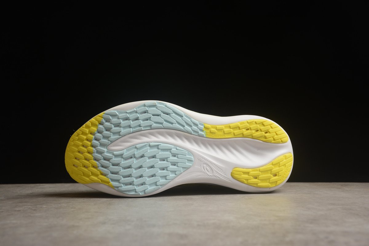 Asics Nimbus Gel - 3