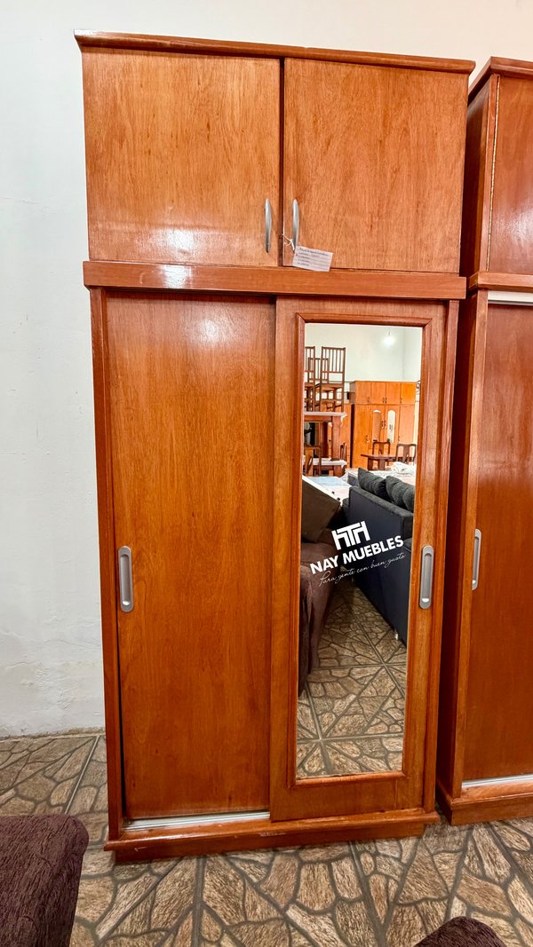 Placar de 2 con puertas corredizas