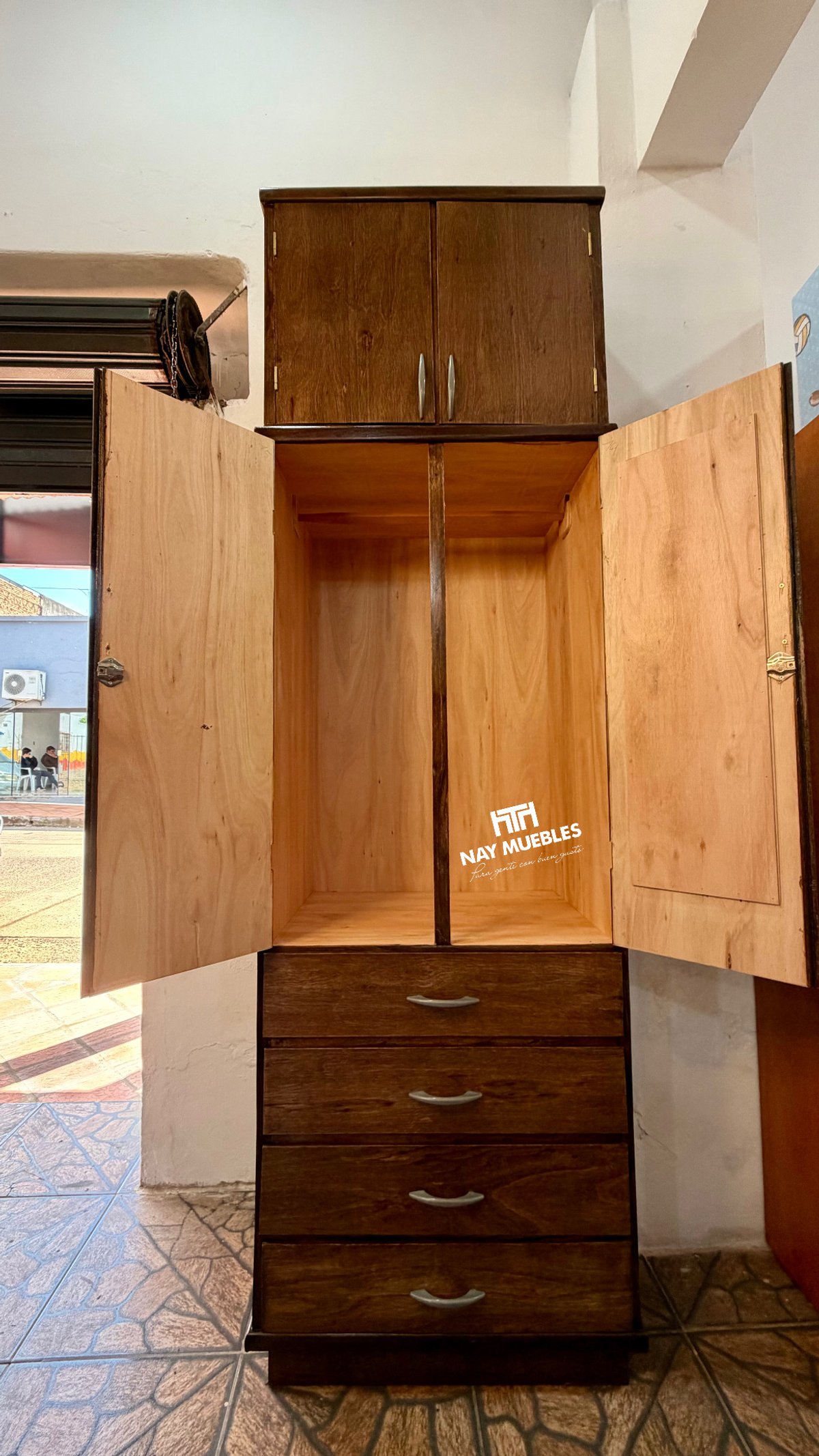 Thiaguito de 2 puertas con valijera  - 2