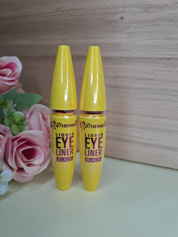 Delineador liquido negro