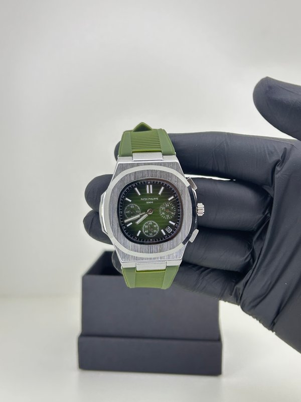 Patek Philippe Nautilus Cronógrafo Silver – Verde Oliva con Malla Verde