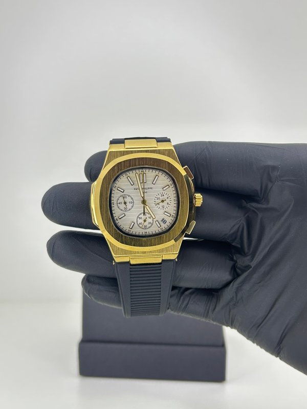 Patek Philippe Nautilus Cronógrafo Gold – Plata con Malla Negra