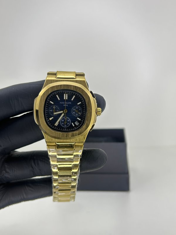 Patek Philippe Nautilus Cronógrafo Gold Steel – Azul Marino con Malla de Acero Dorada