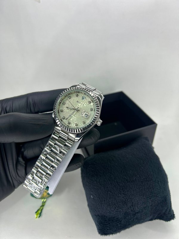 Rolex Datejust Silver – Champagne Monograma
